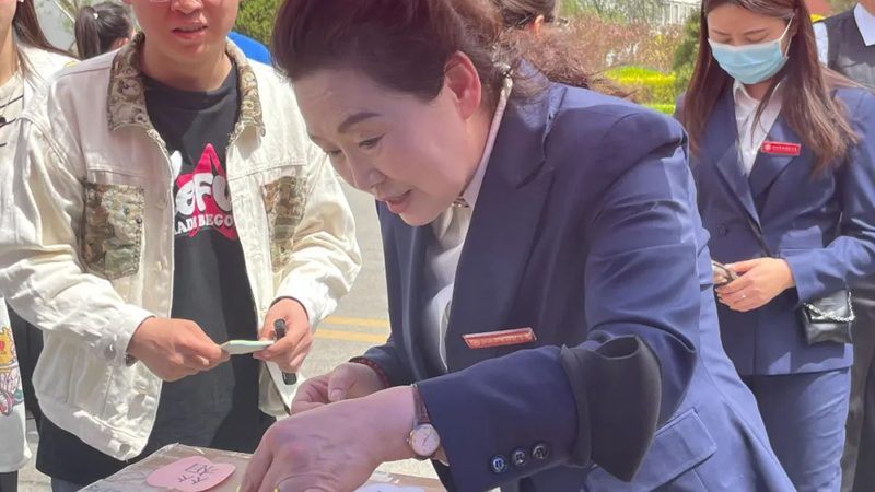 解码“三个字的文化传媒公司名字”：内涵与价值**